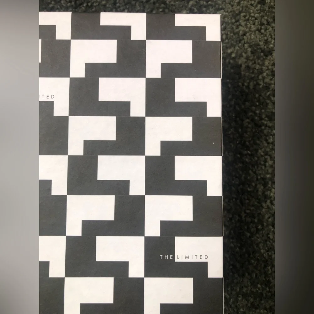 The Limited Empty Gift Box Small Square Black White Pattern Vintage Retail